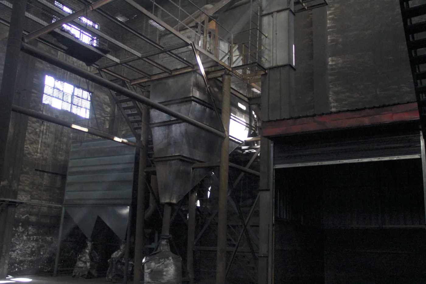 Bulk material handling equipment